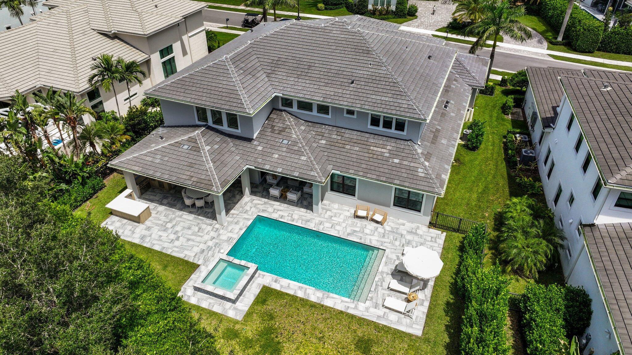 2704 NW 71st Boulevard