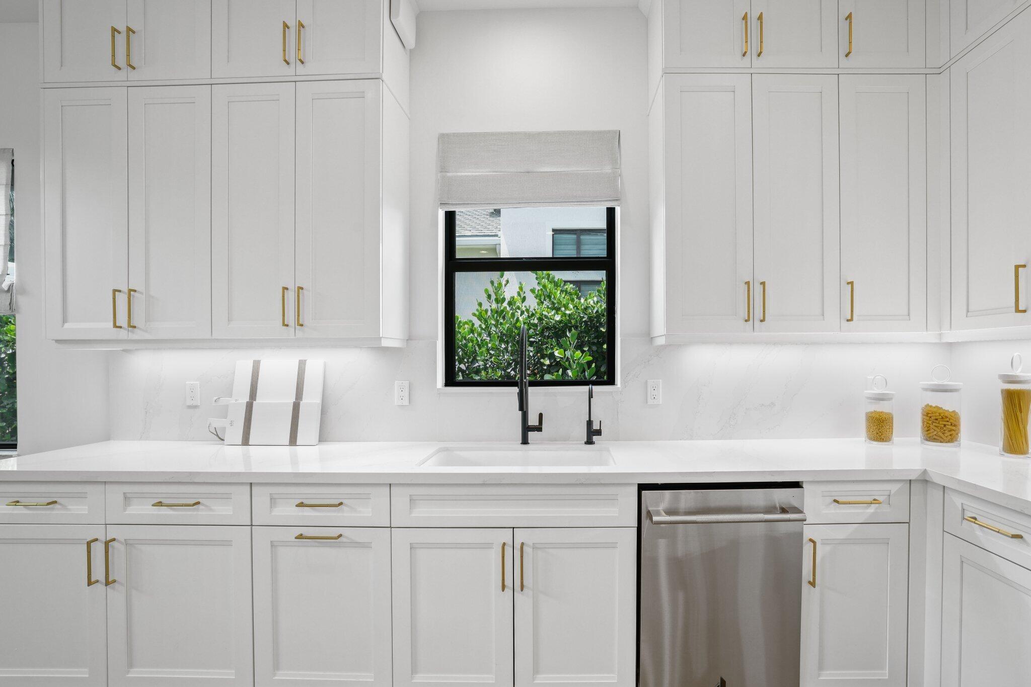 2704 NW 71st Boulevard