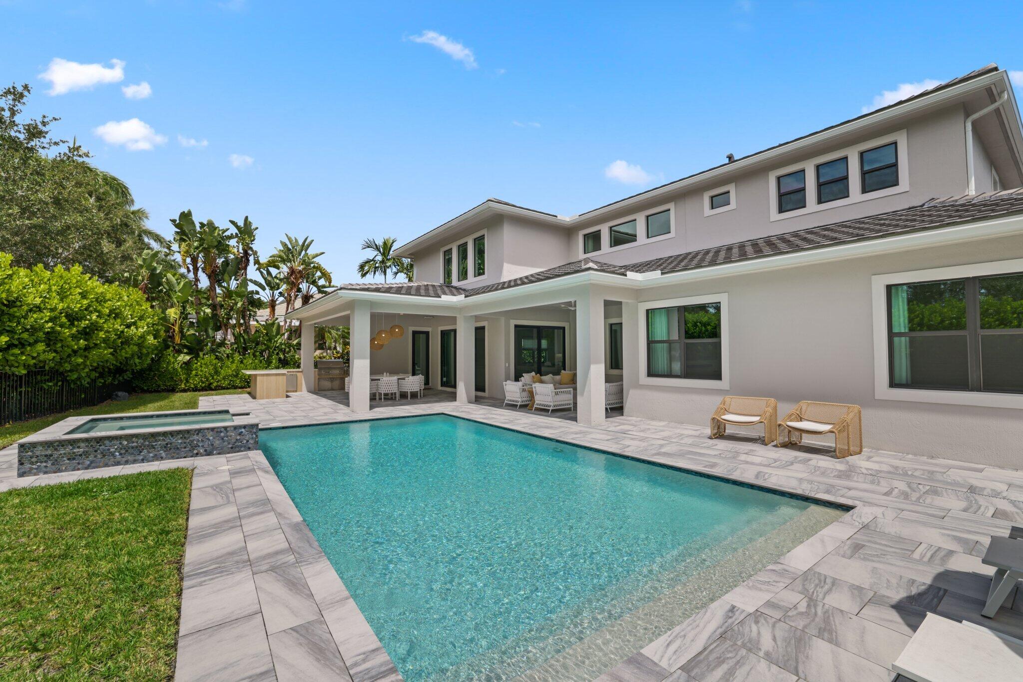 2704 NW 71st Boulevard