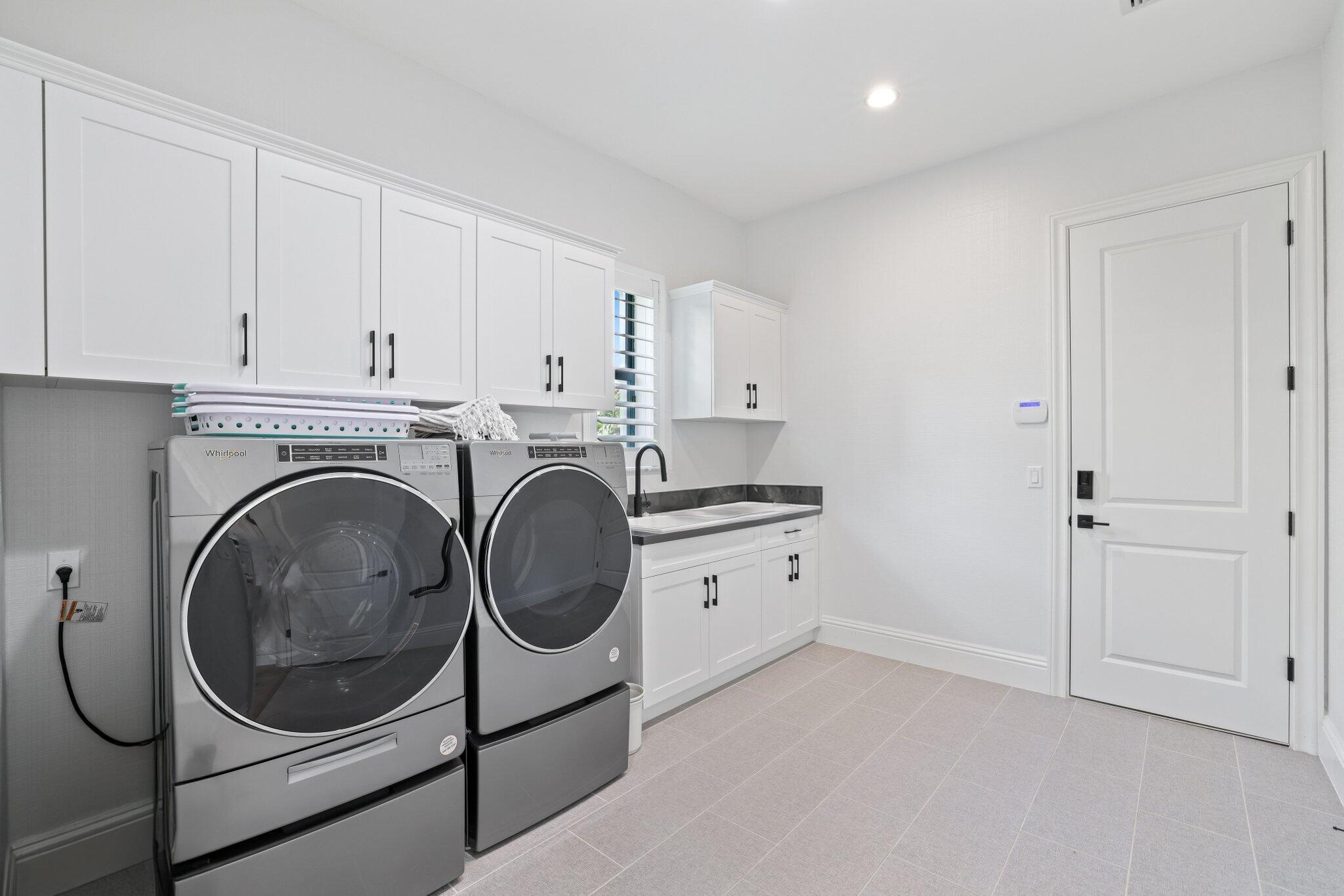 2704 NW 71st Boulevard