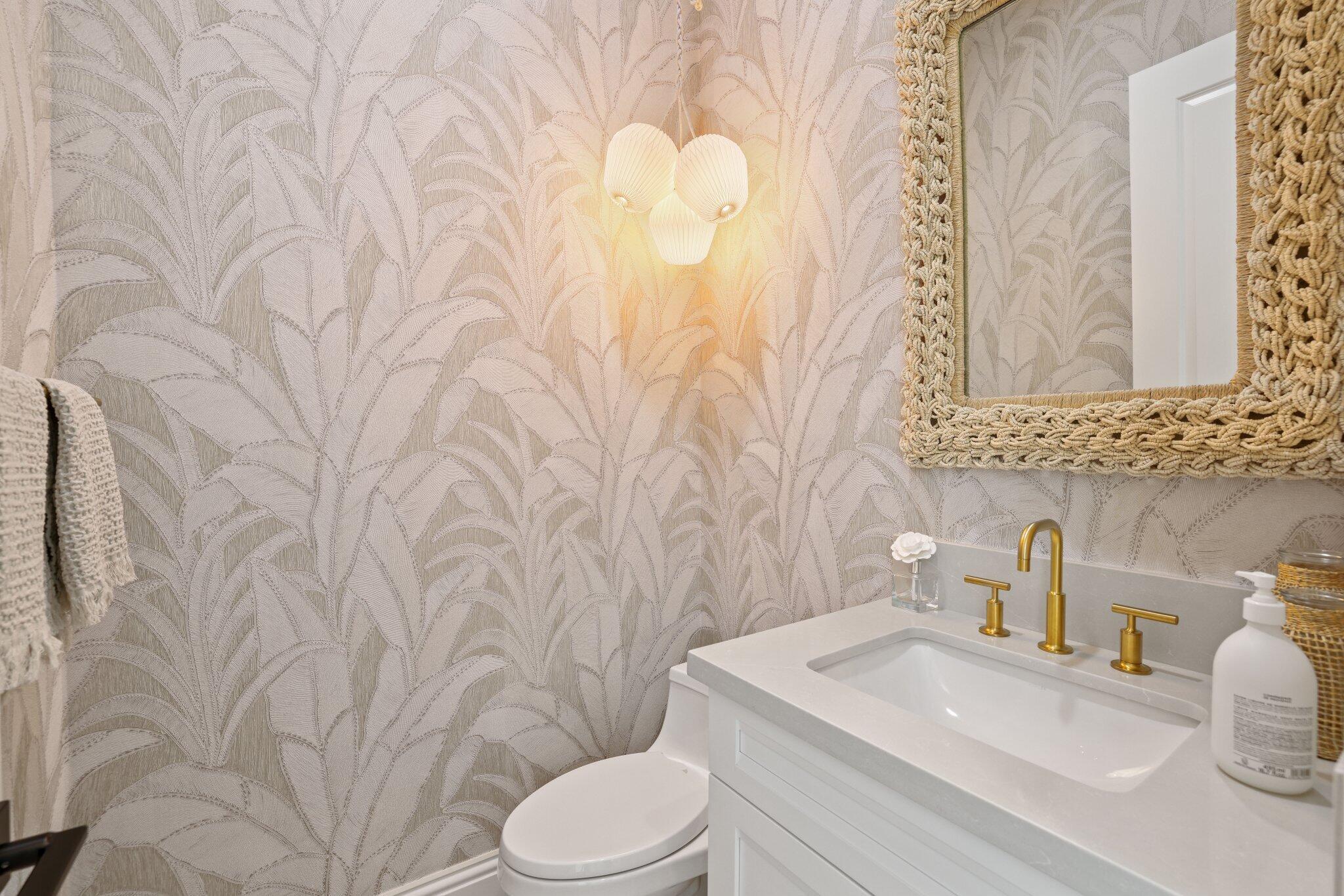 2704 NW 71st Boulevard