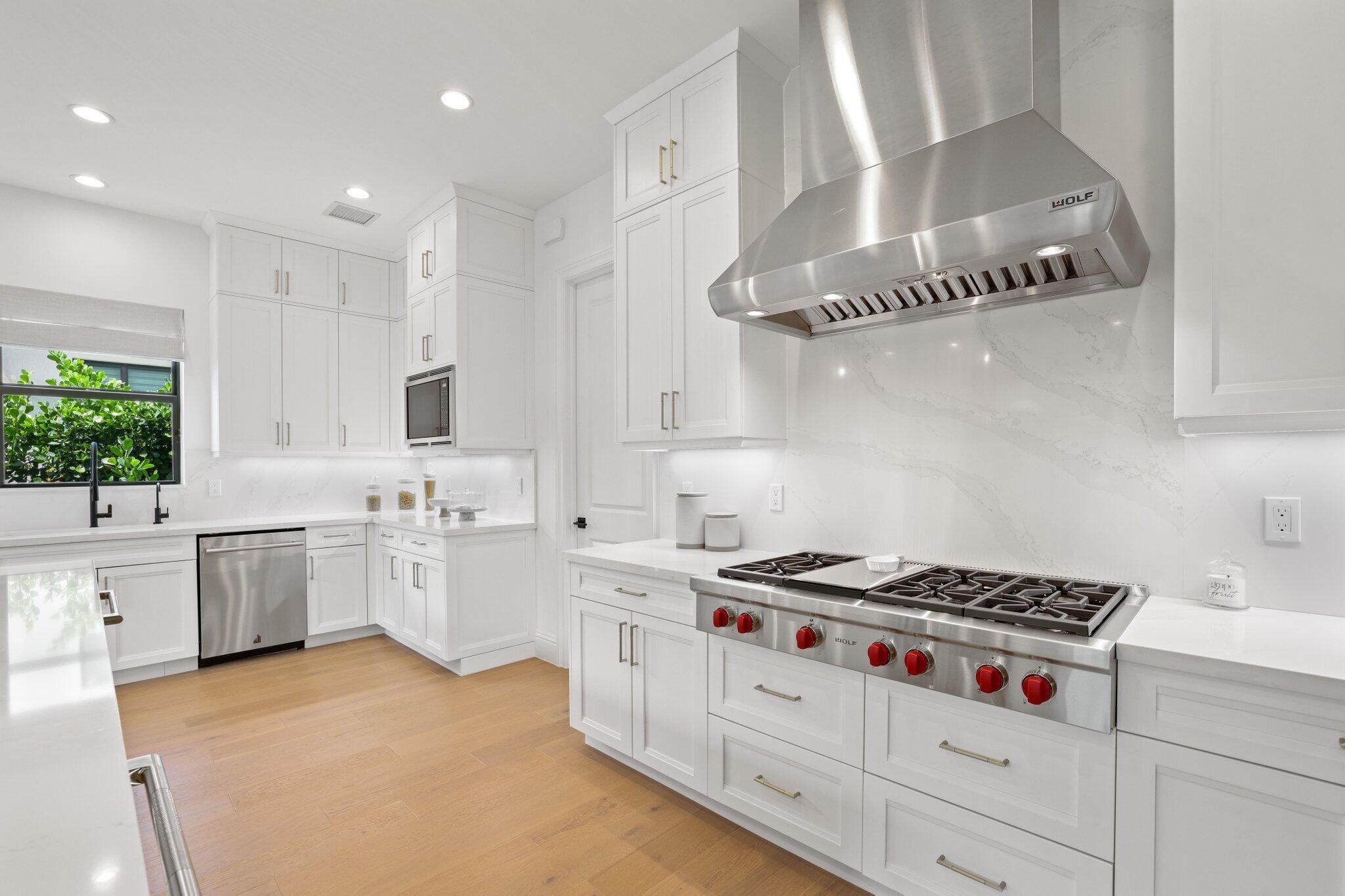 2704 NW 71st Boulevard