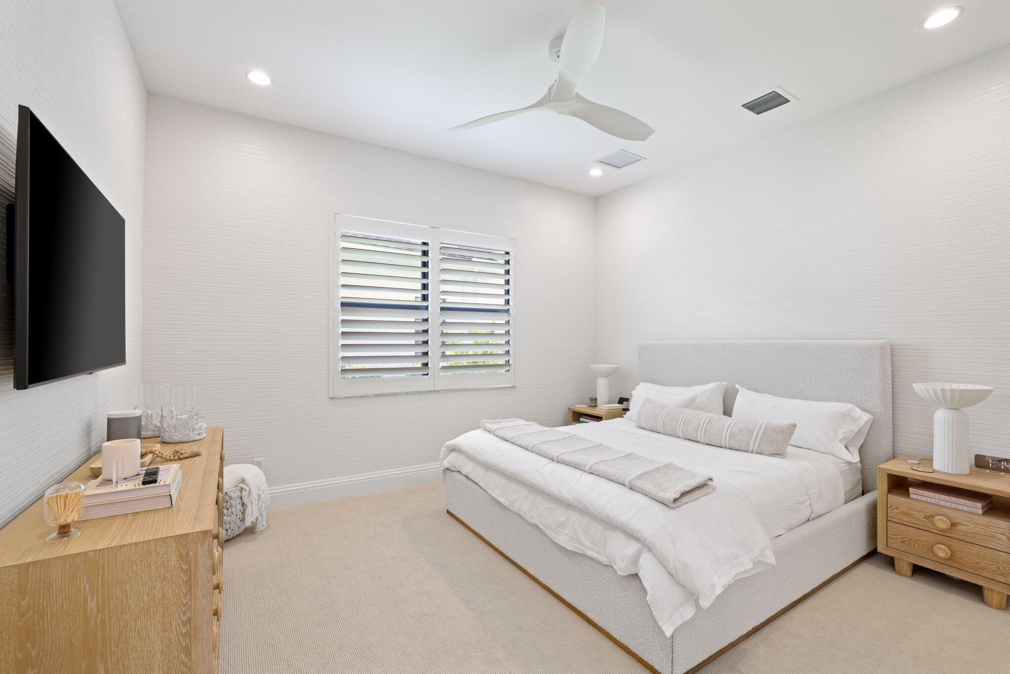 2704 NW 71st Boulevard