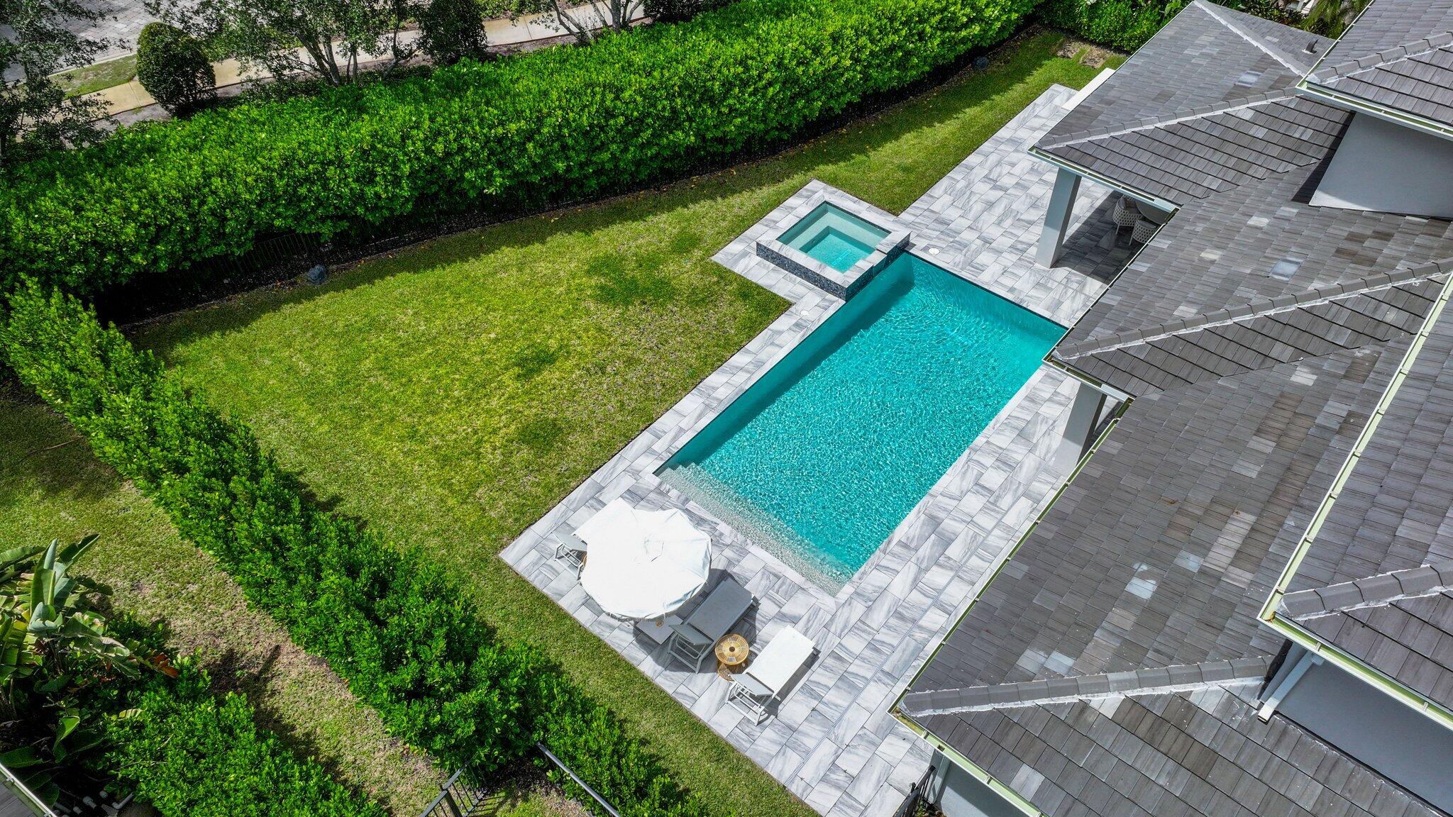 2704 NW 71st Boulevard