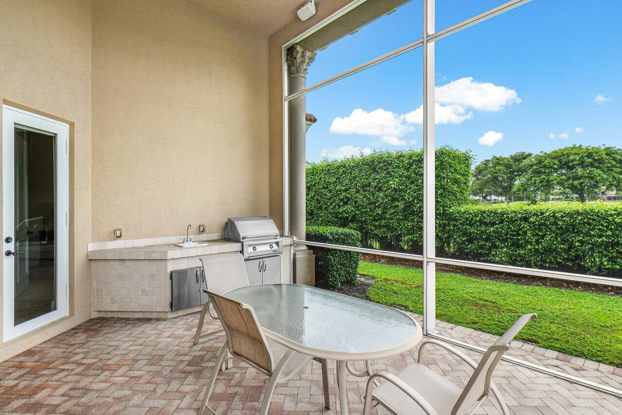 4188 Bocaire Boulevard