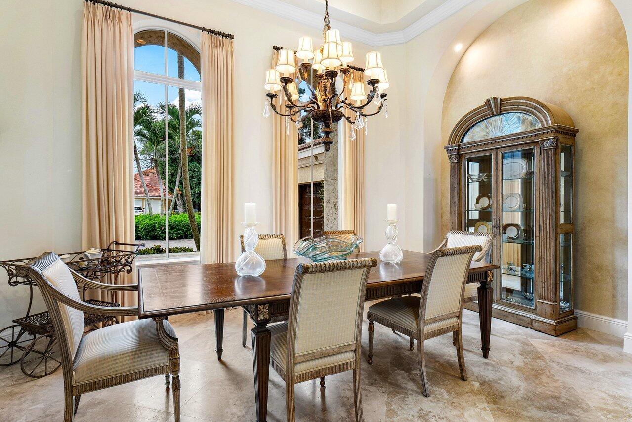 4188 Bocaire Boulevard