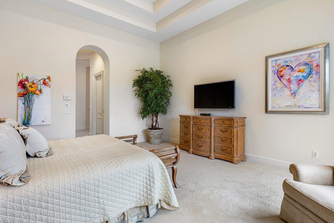 4188 Bocaire Boulevard