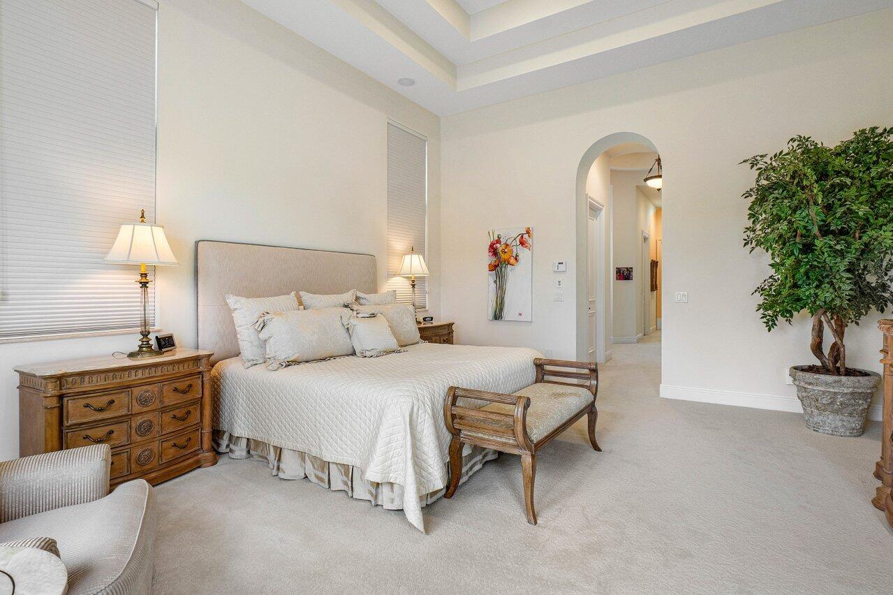 4188 Bocaire Boulevard