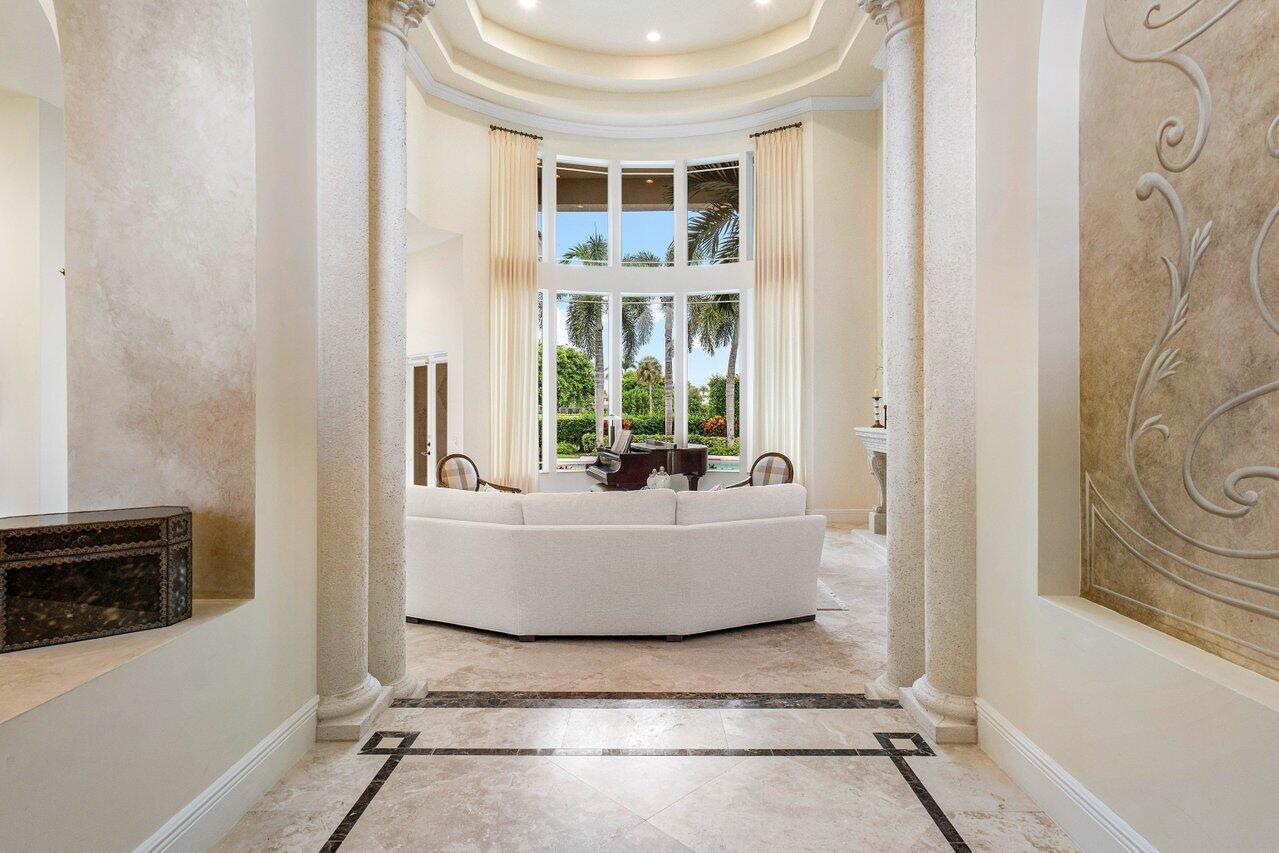 4188 Bocaire Boulevard