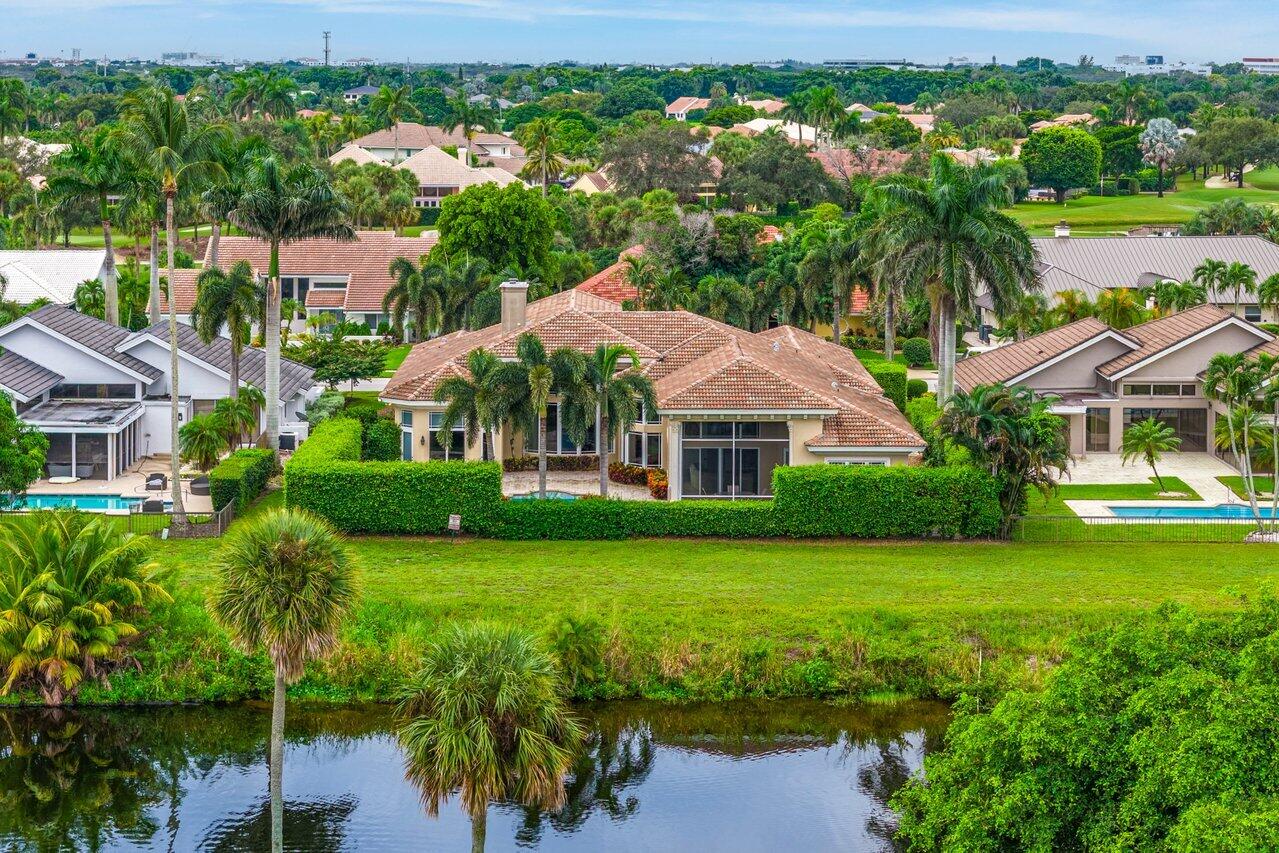 4188 Bocaire Boulevard