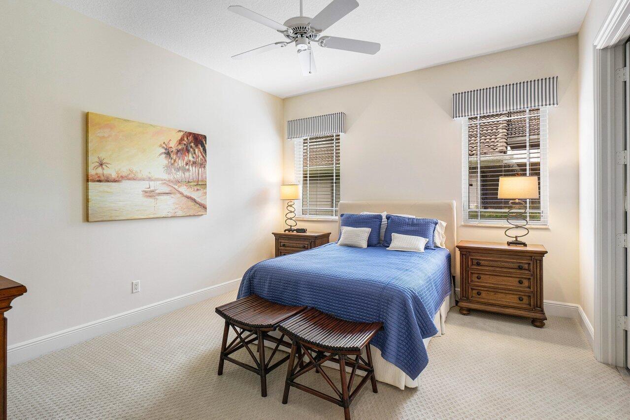 4188 Bocaire Boulevard