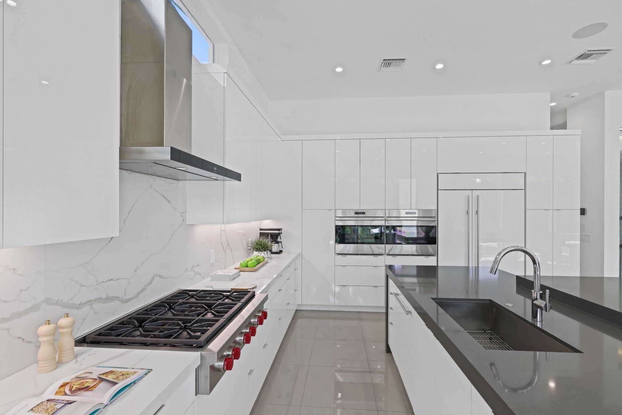2265 Queen Palm Road