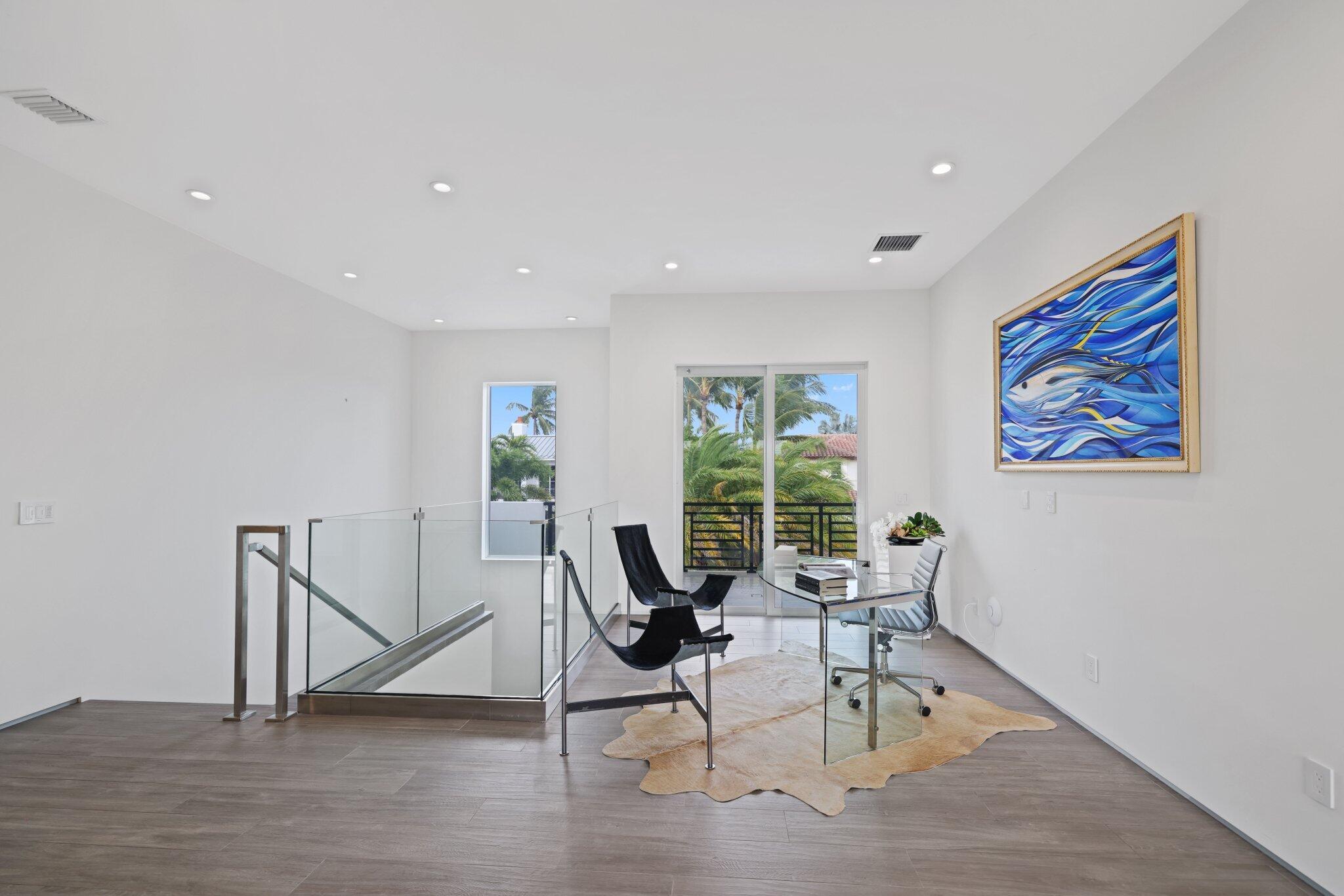 2265 Queen Palm Road
