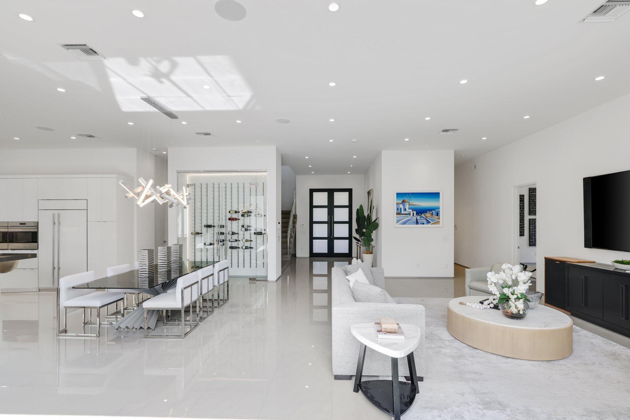 2265 Queen Palm Road