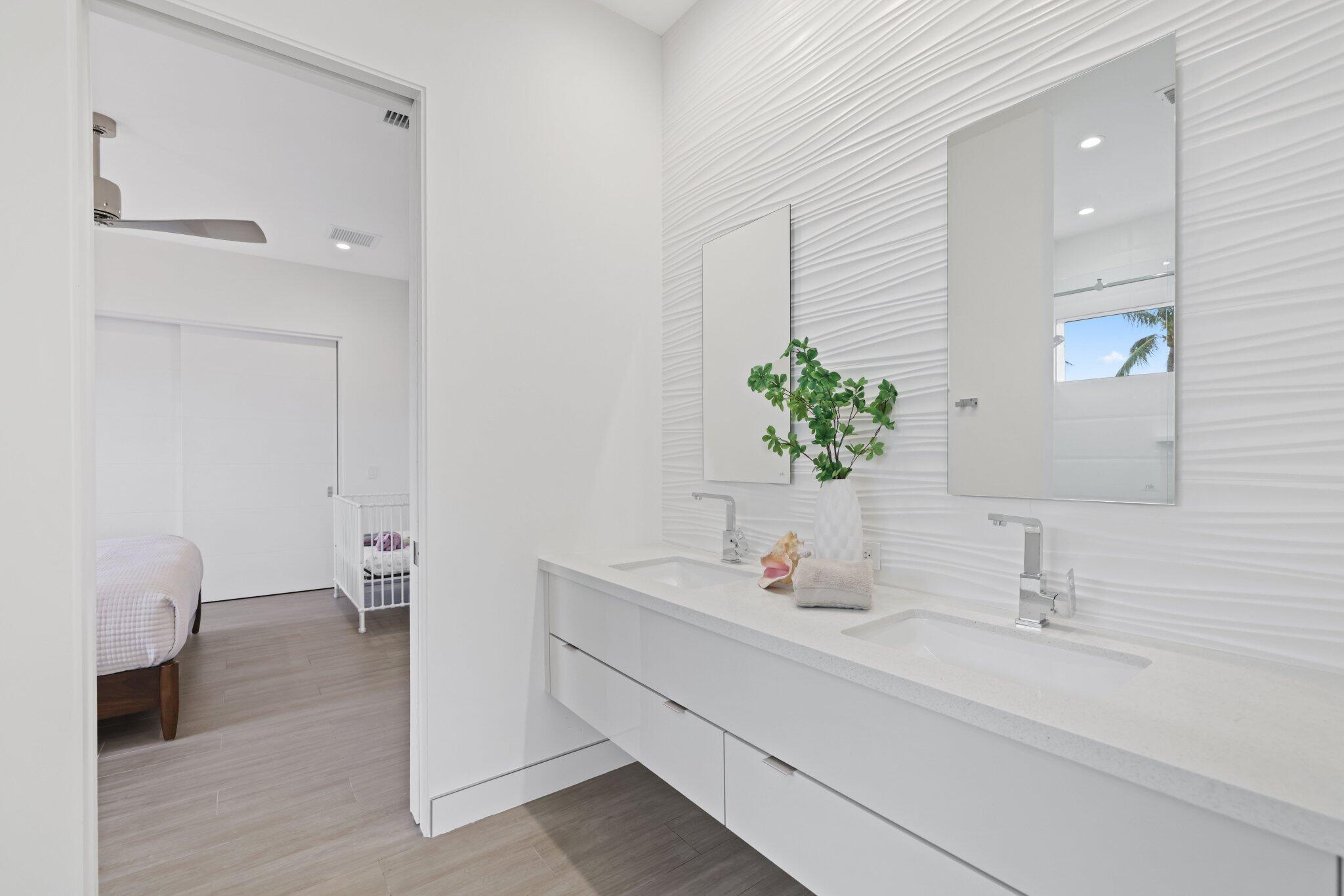 2265 Queen Palm Road