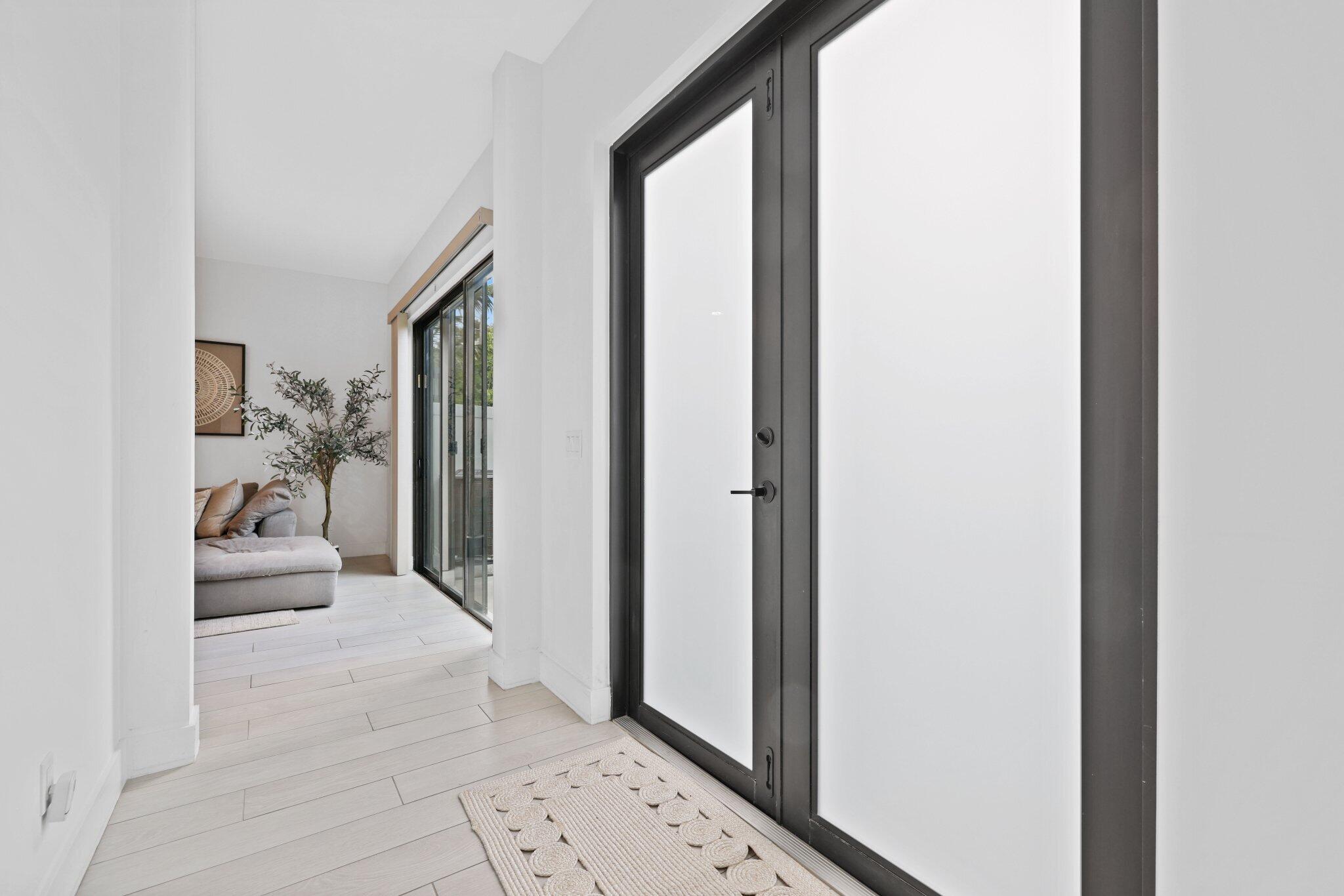 2213 Florida Boulevard