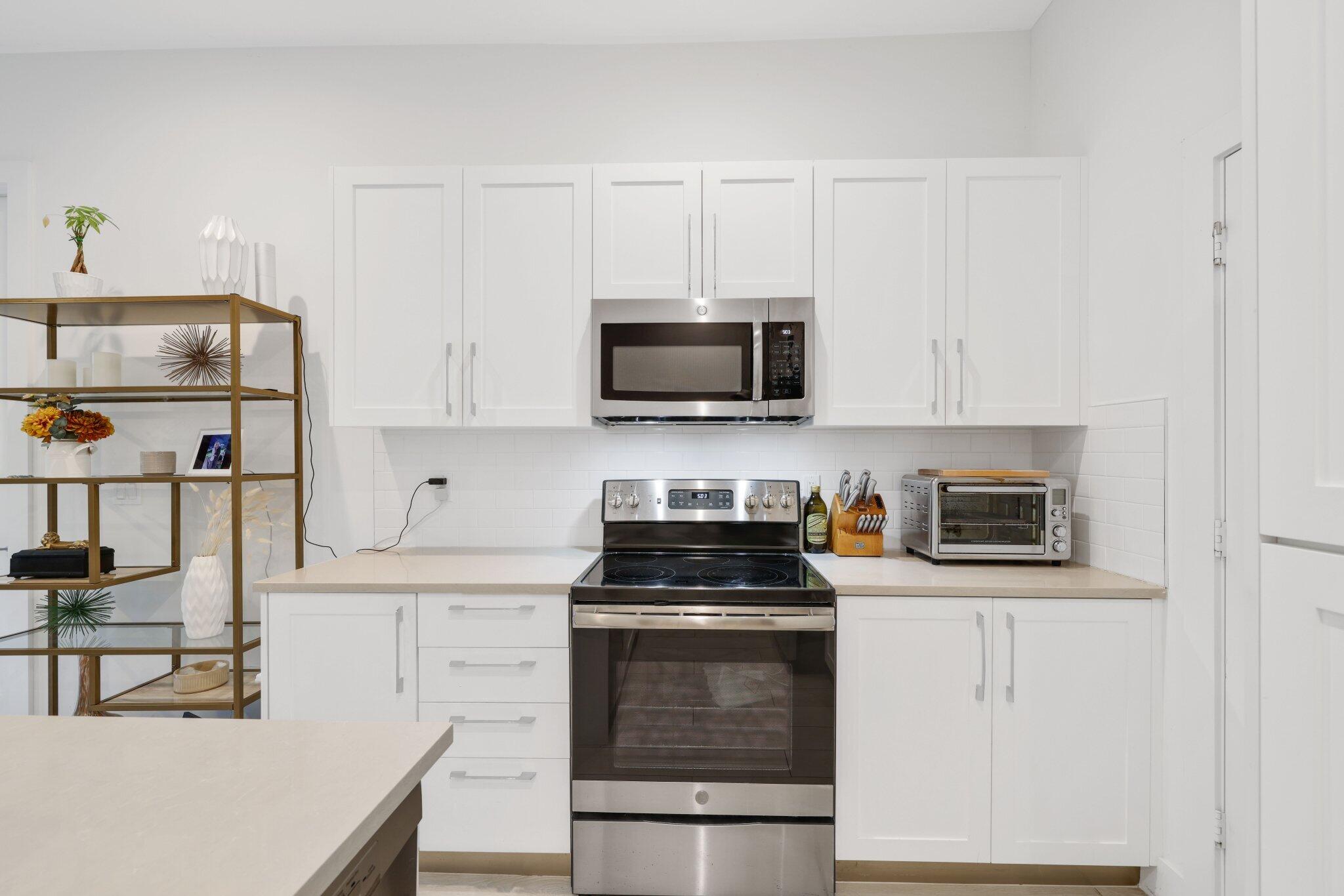 2213 Florida Boulevard