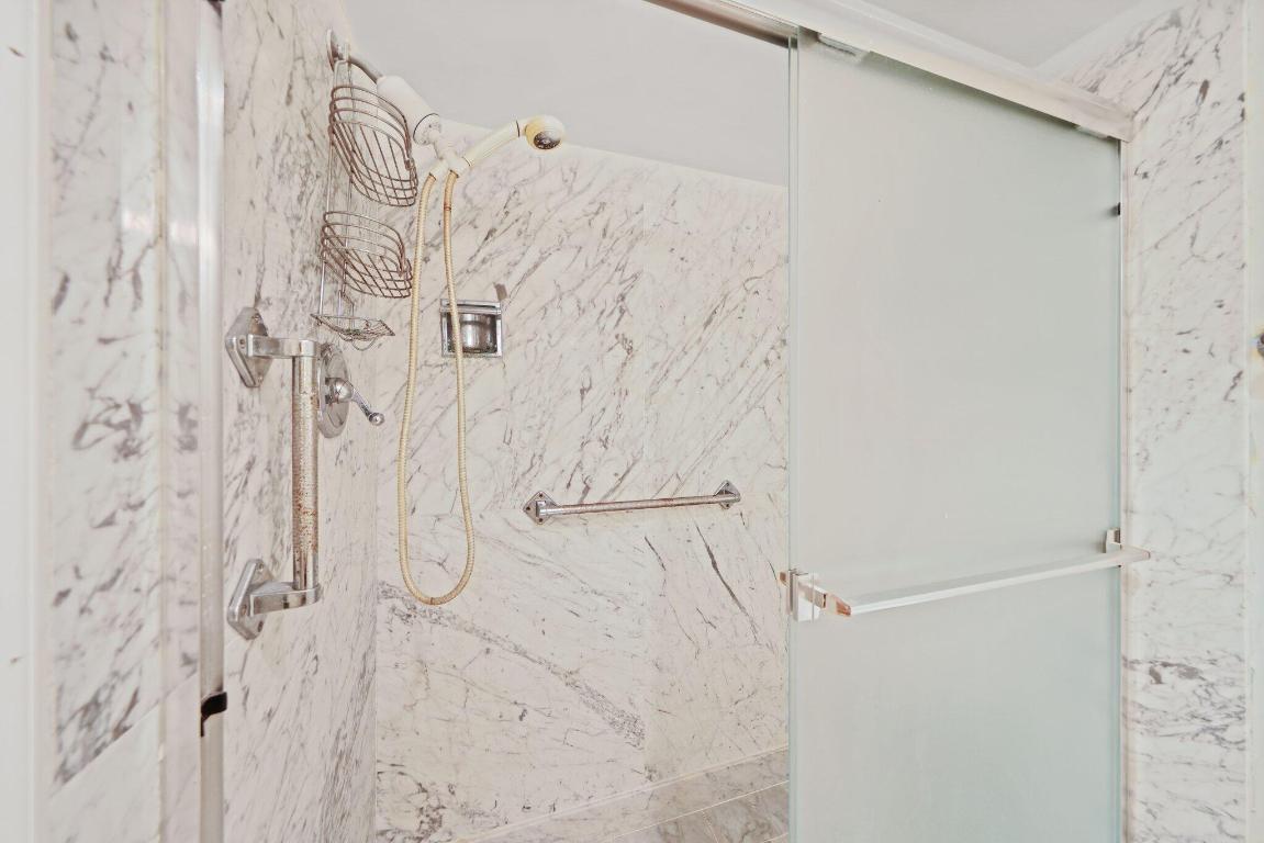 700 NE Harbour Terrace 230