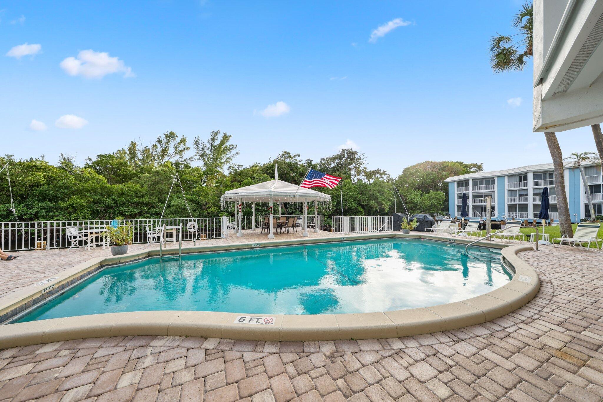 700 NE Harbour Terrace 230