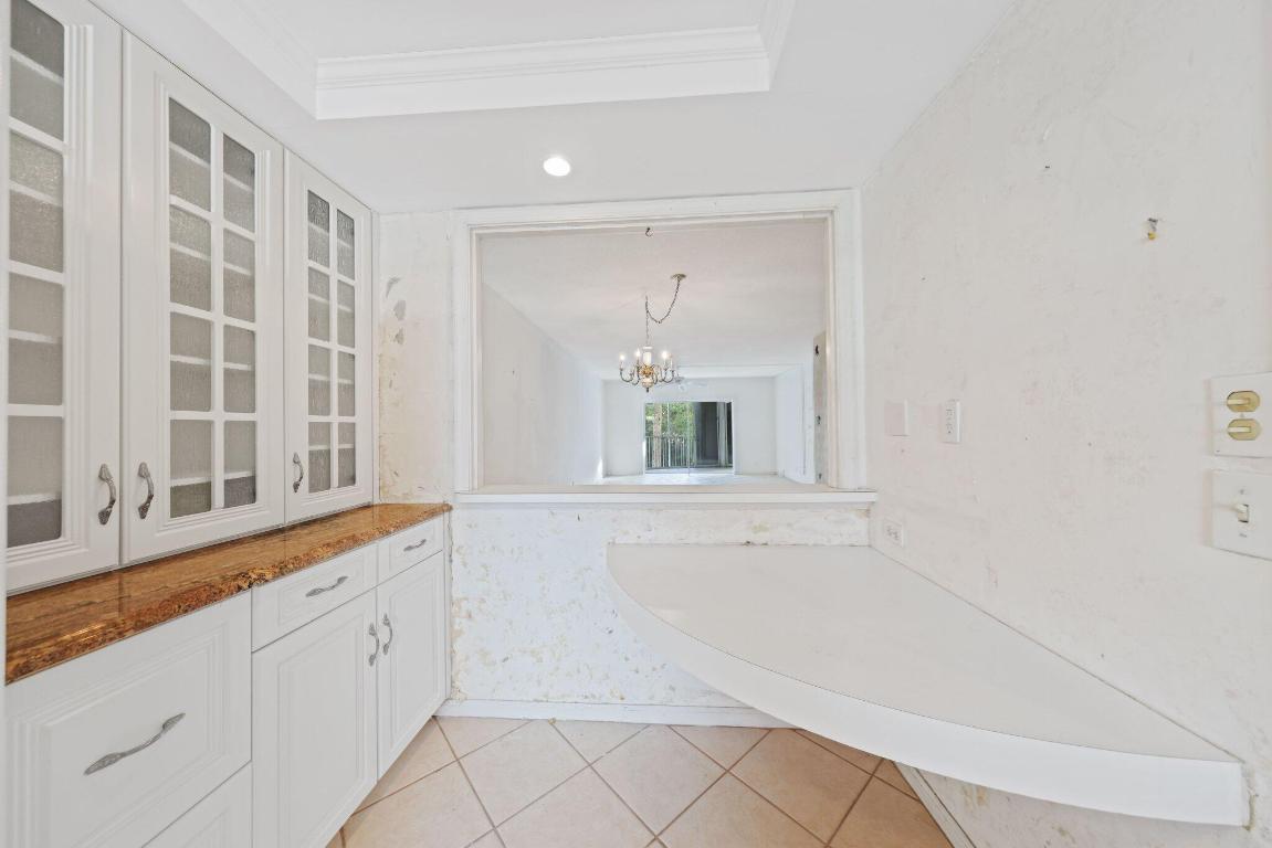 700 NE Harbour Terrace 230