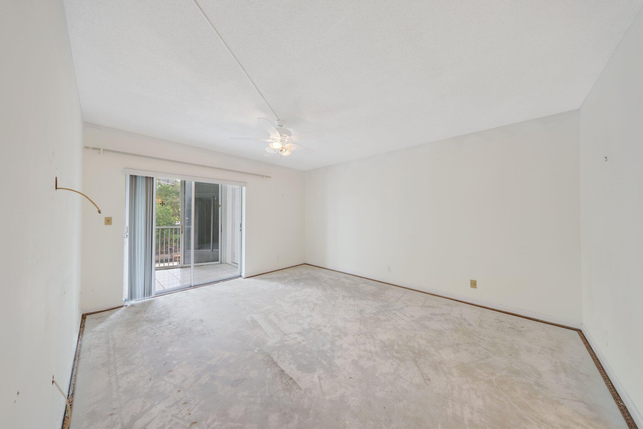 700 NE Harbour Terrace 230