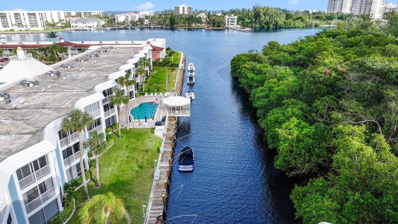 700 NE Harbour Terrace 230