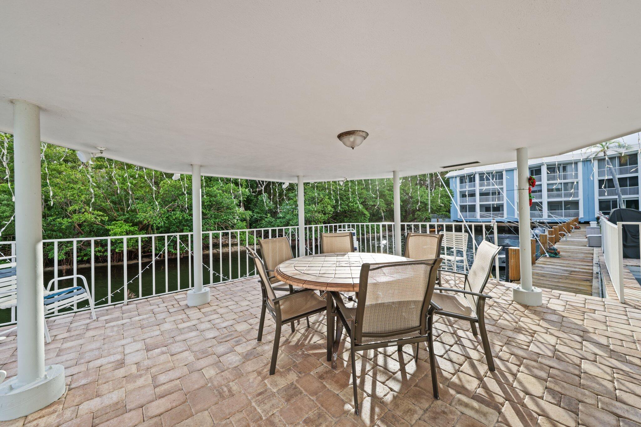 700 NE Harbour Terrace 230