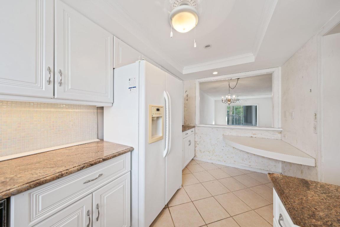 700 NE Harbour Terrace 230