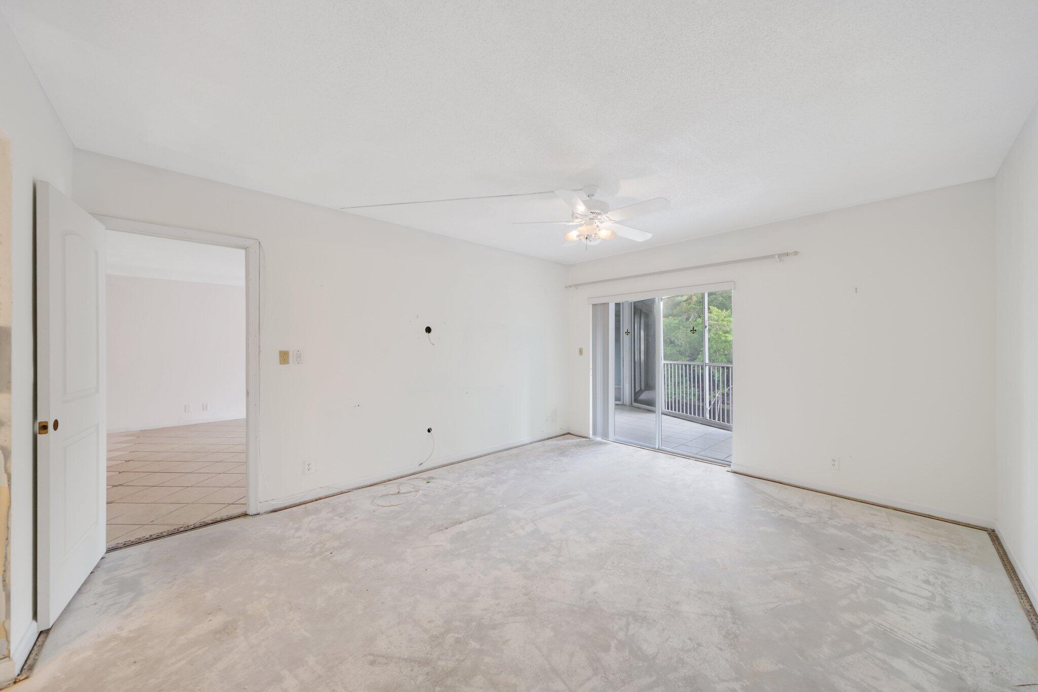 700 NE Harbour Terrace 230