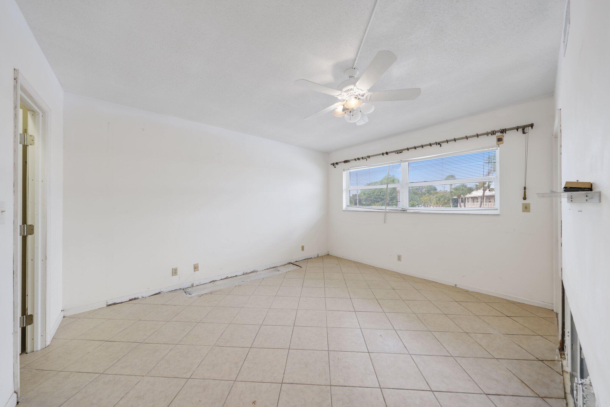 700 NE Harbour Terrace 230