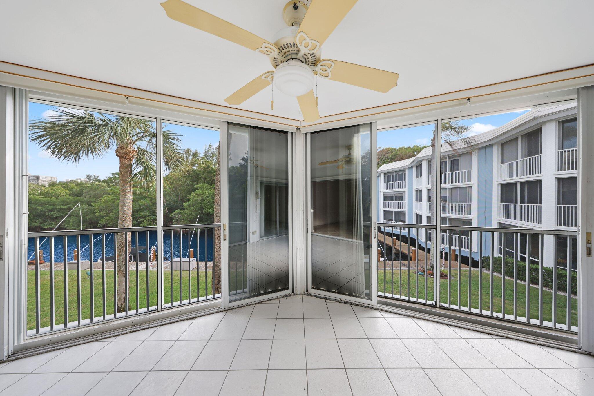 700 NE Harbour Terrace 230