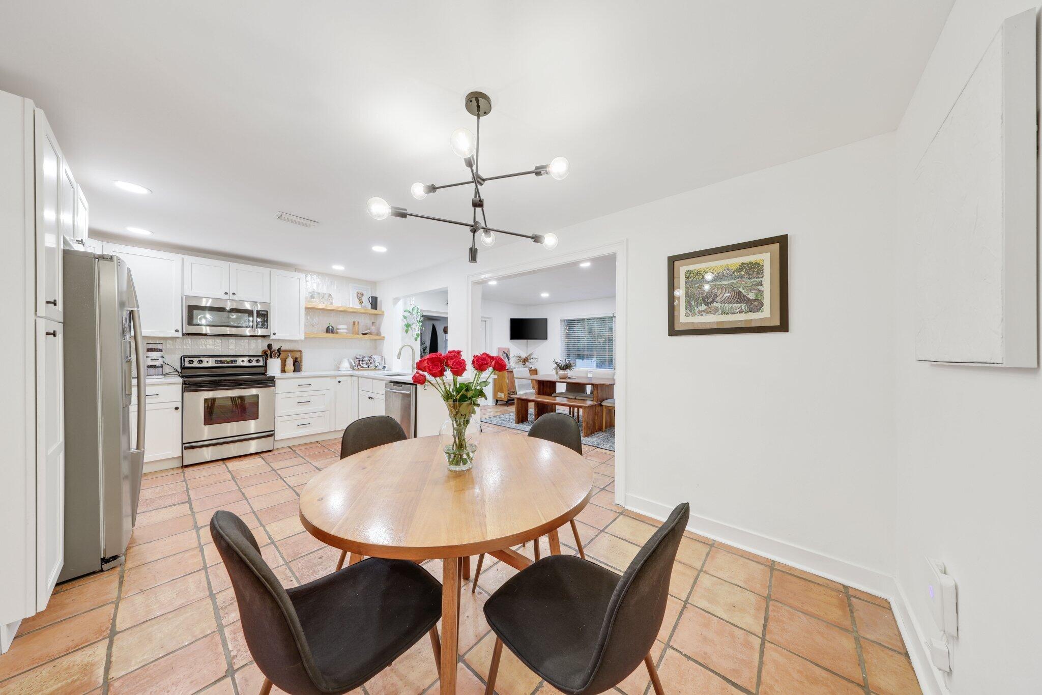 2905 SE 1st Court