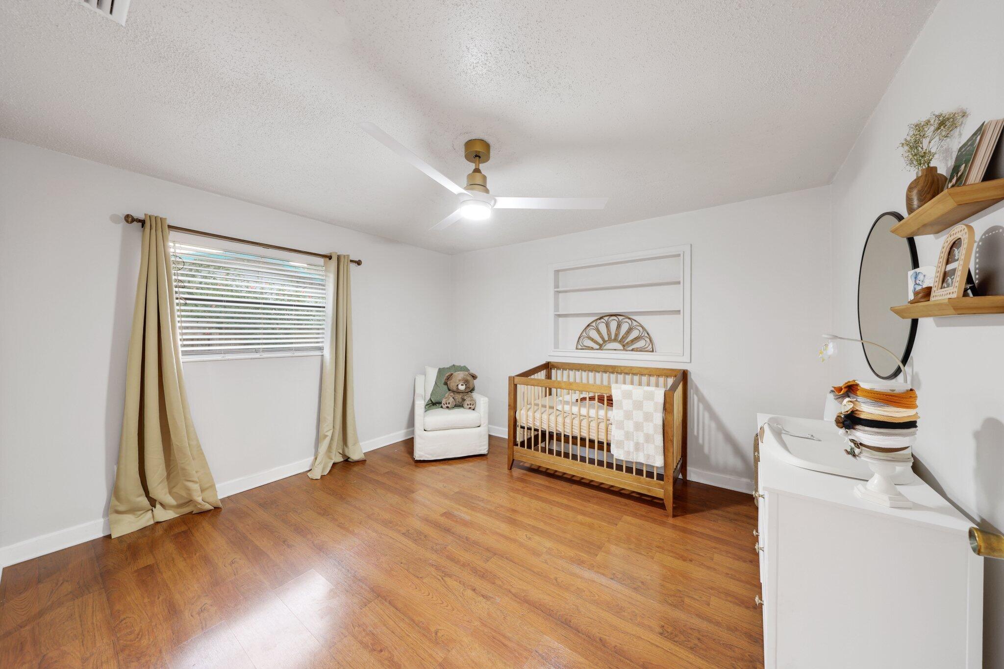 2905 SE 1st Court