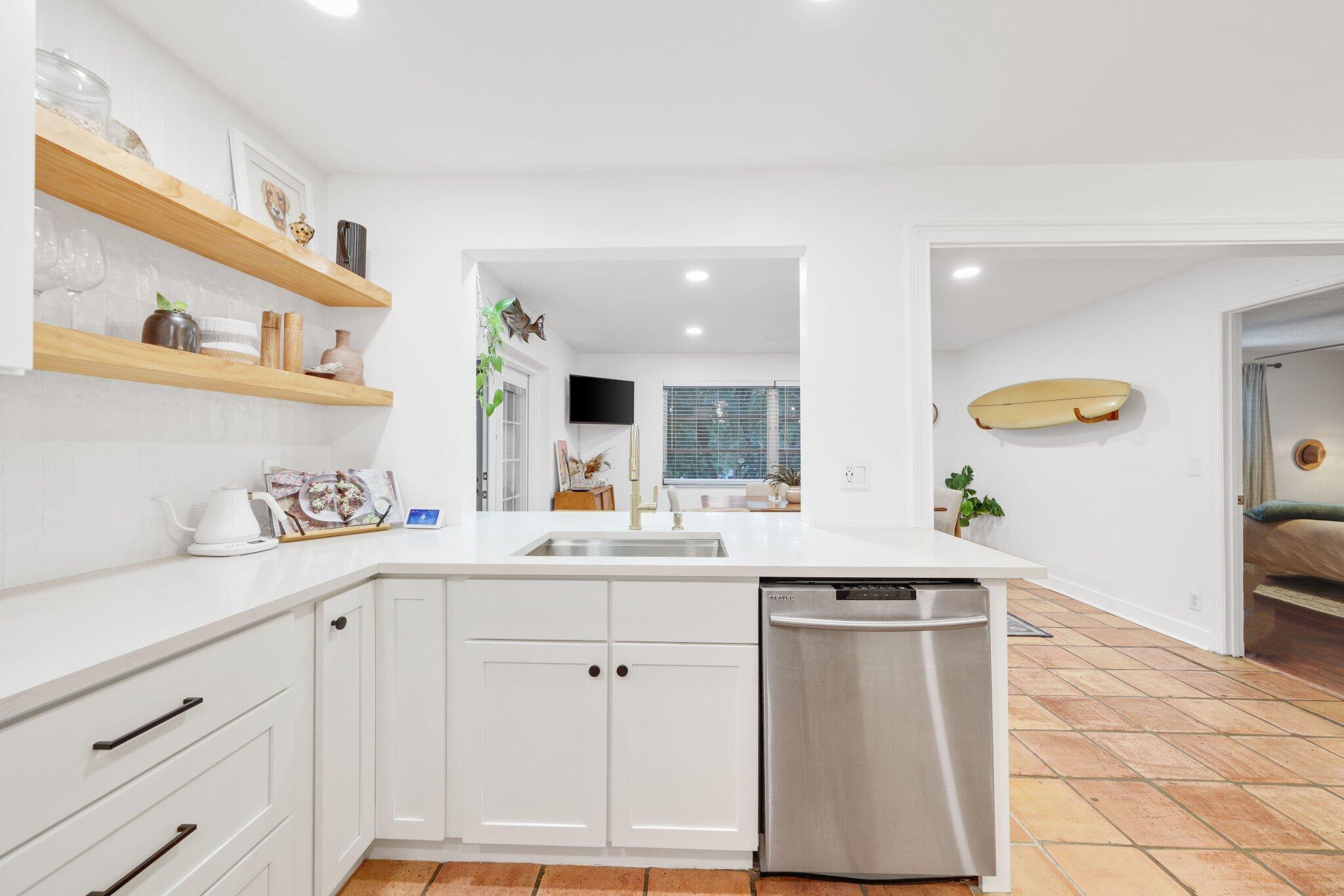 2905 SE 1st Court