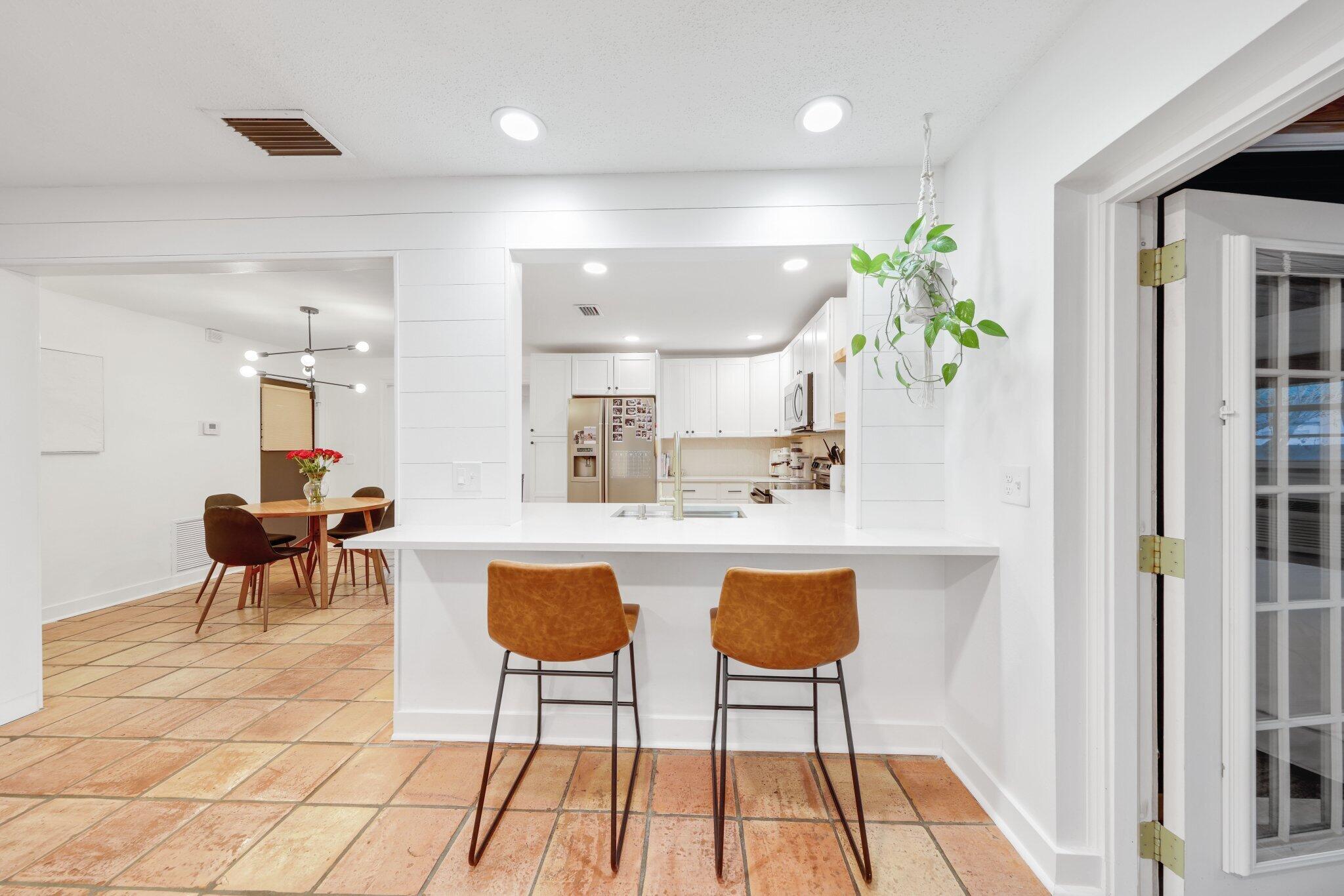 2905 SE 1st Court