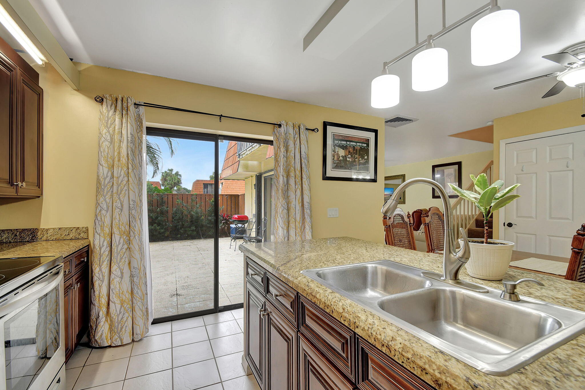 325 Live Oak Lane