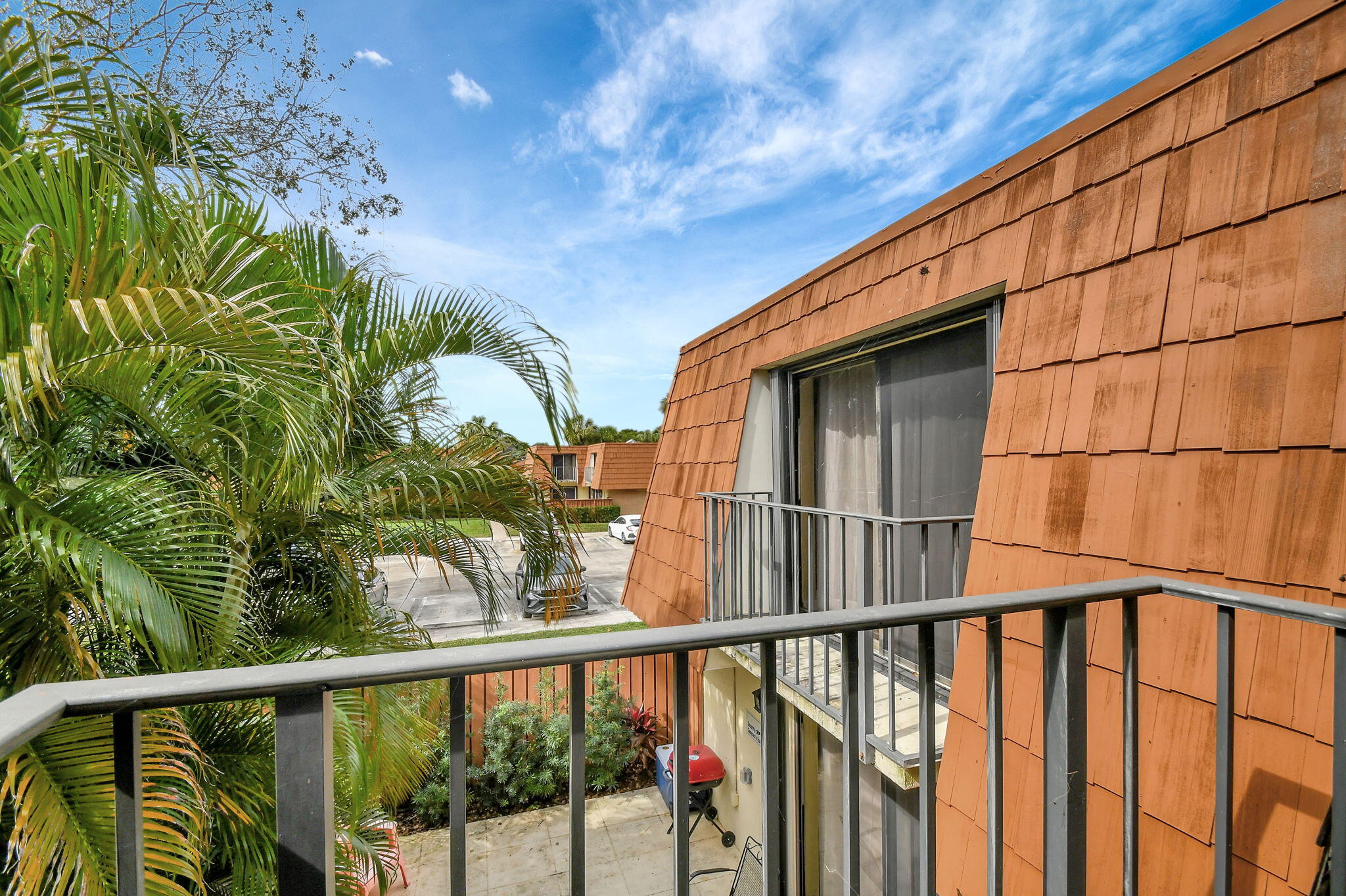 325 Live Oak Lane
