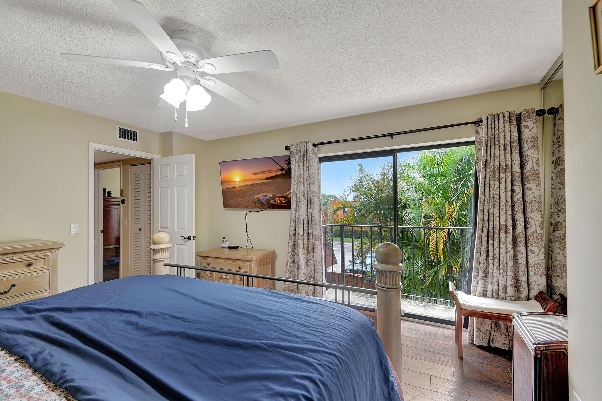325 Live Oak Lane