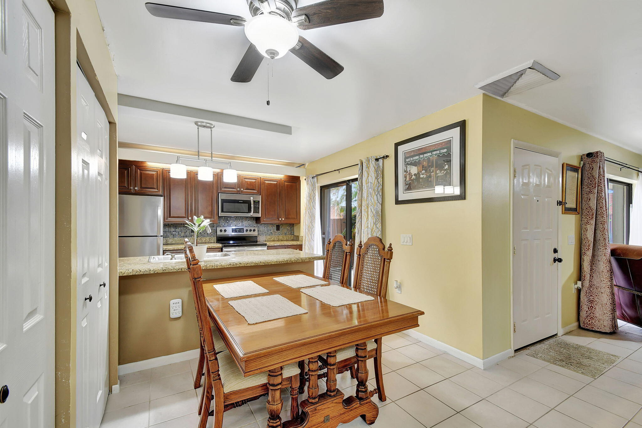 325 Live Oak Lane