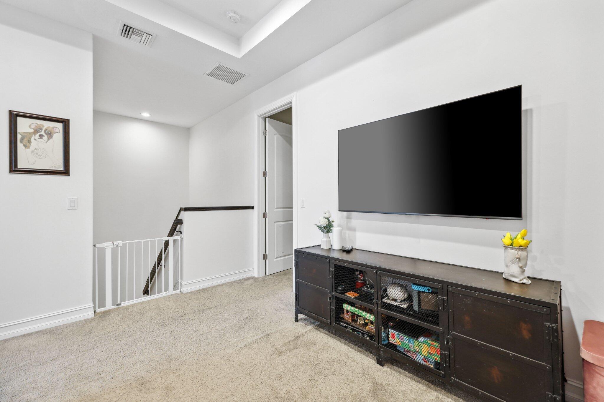100 NW 69th Circle 24