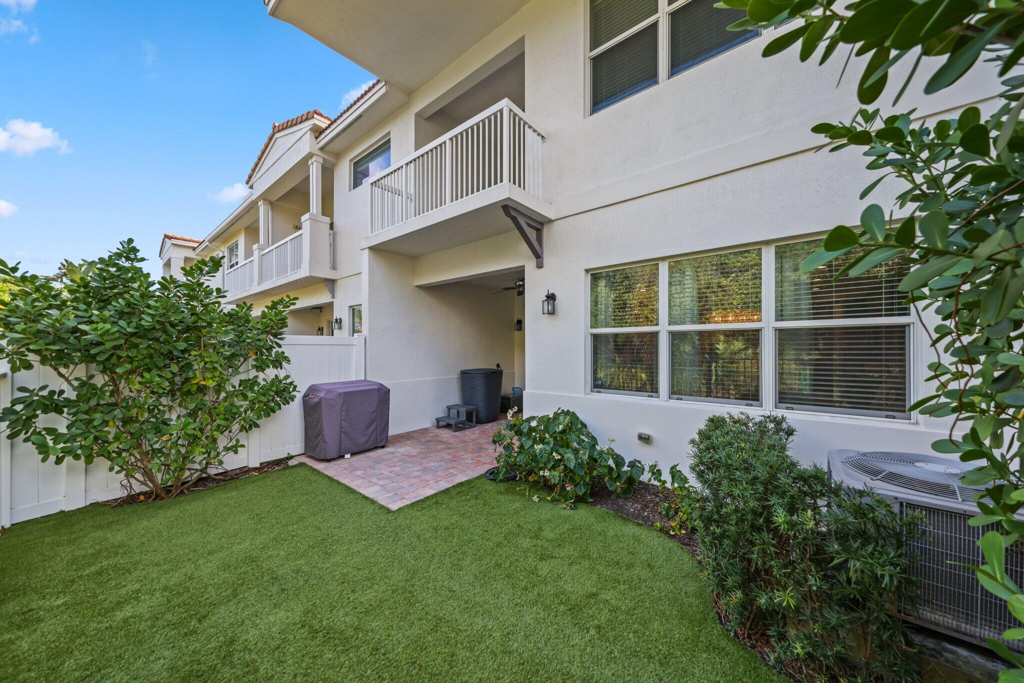 100 NW 69th Circle 24