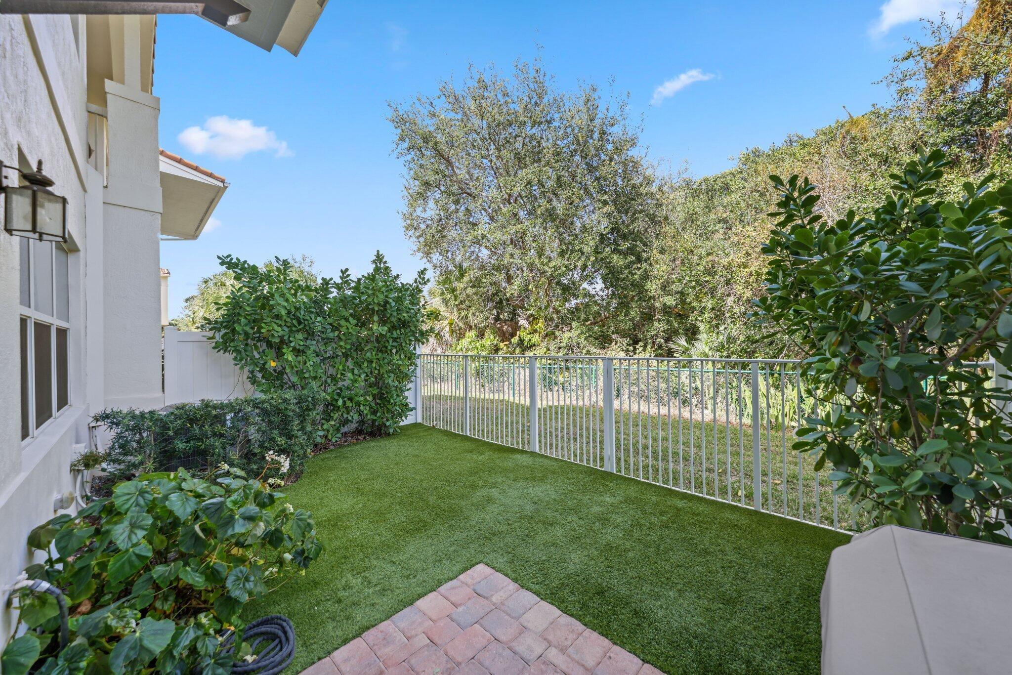 100 NW 69th Circle 24