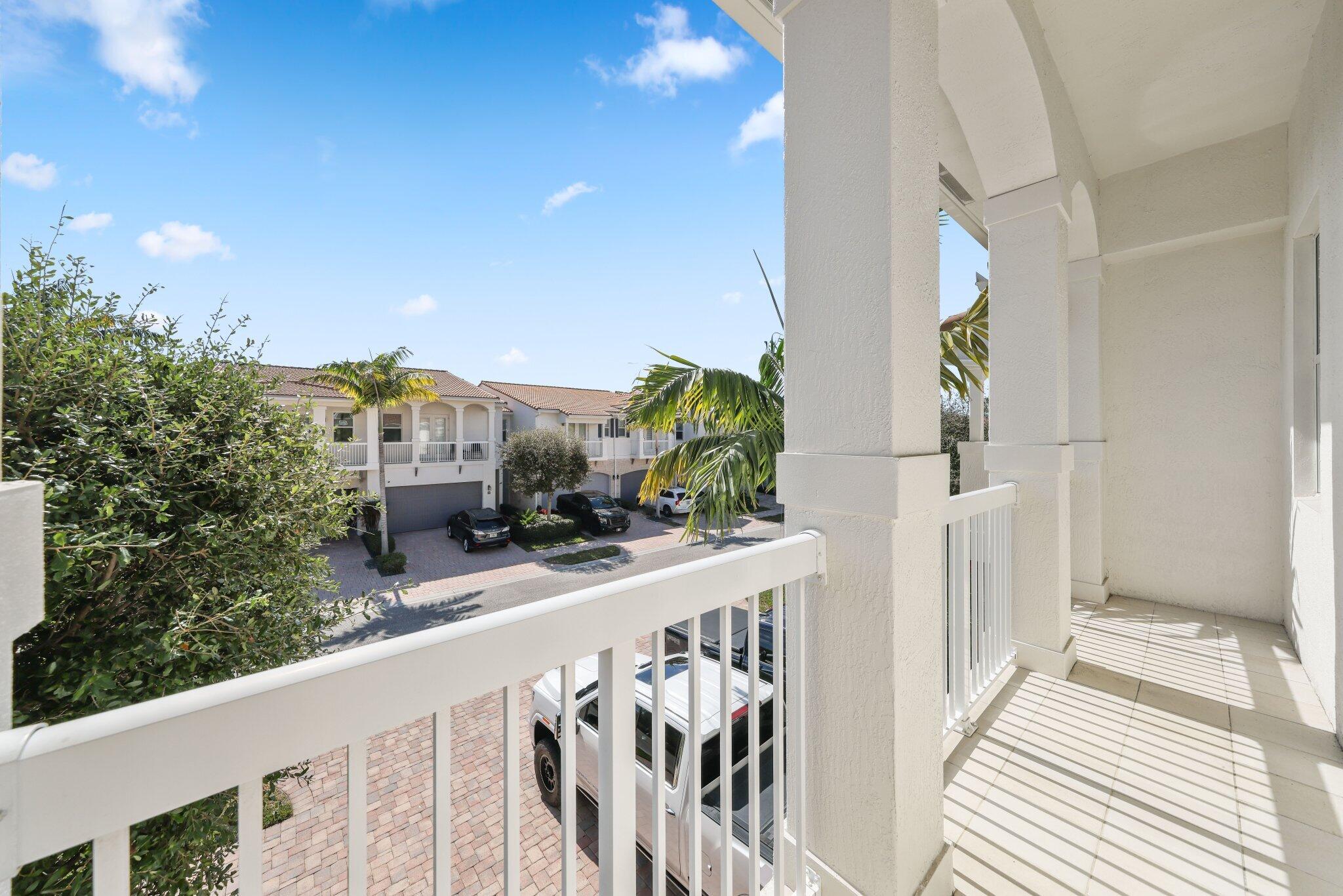 100 NW 69th Circle 24