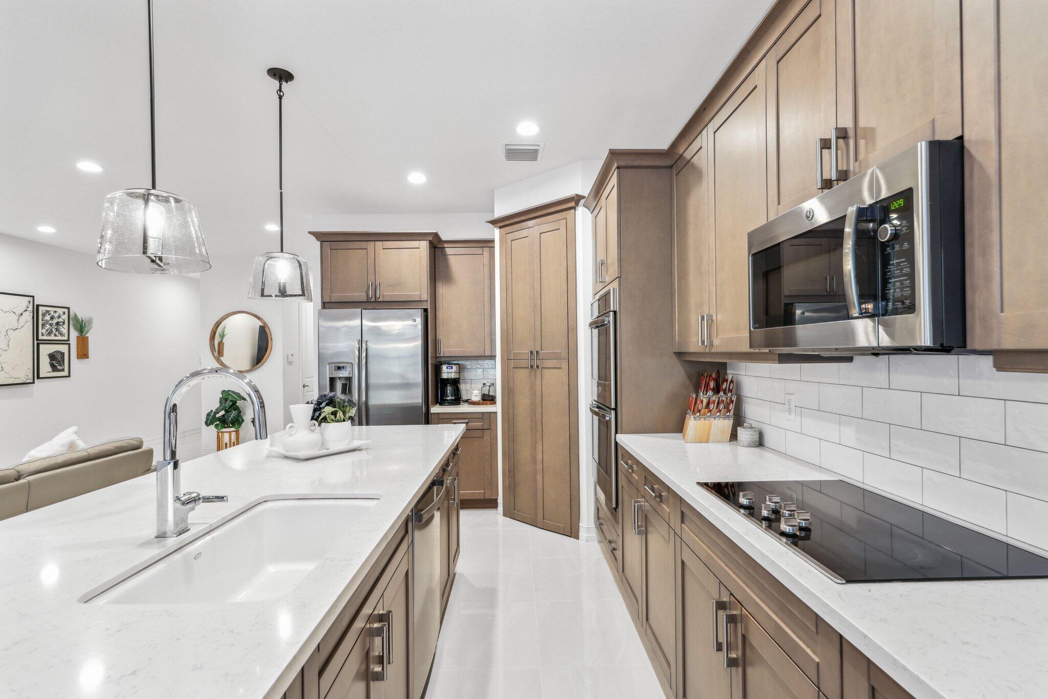 100 NW 69th Circle 24