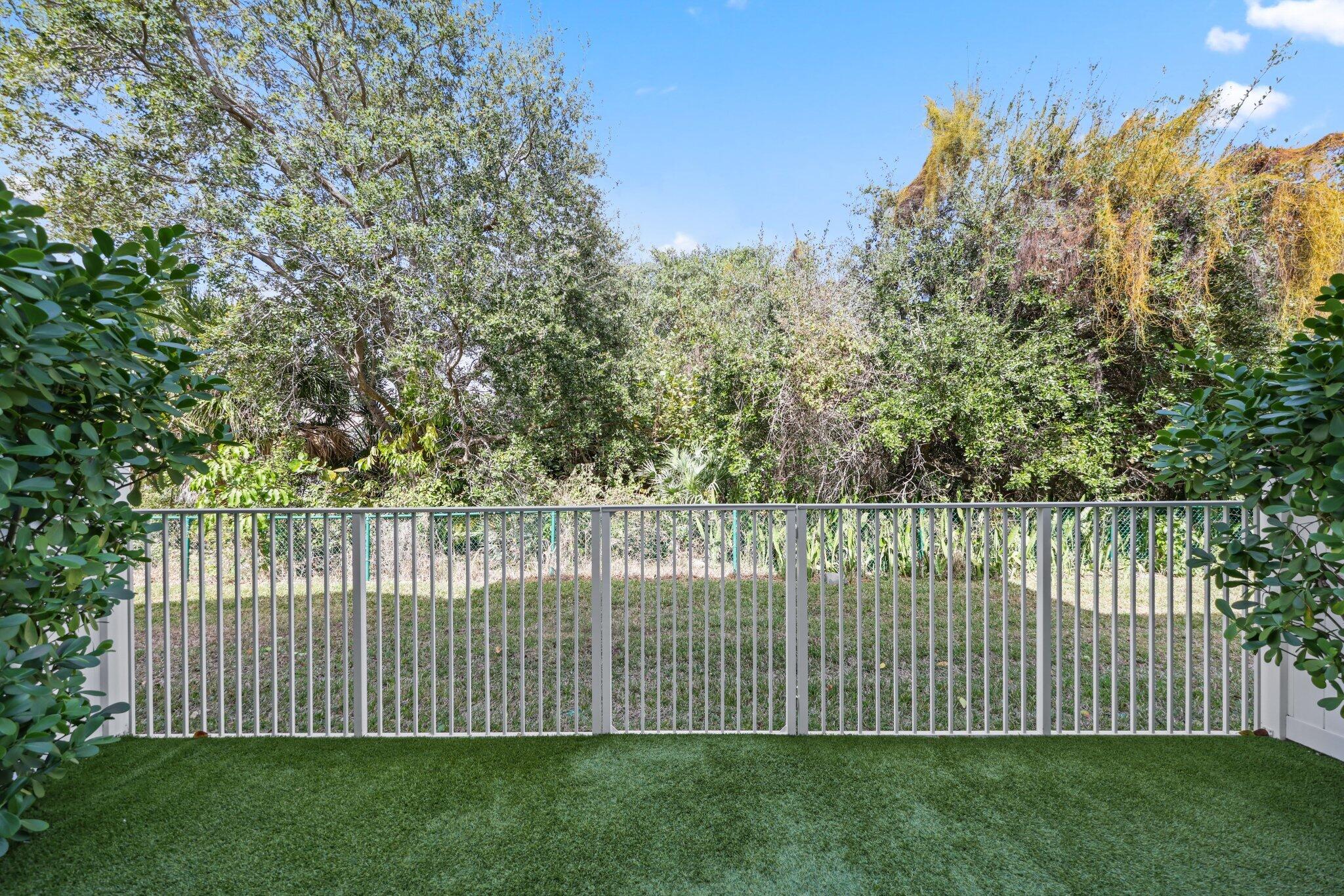 100 NW 69th Circle 24