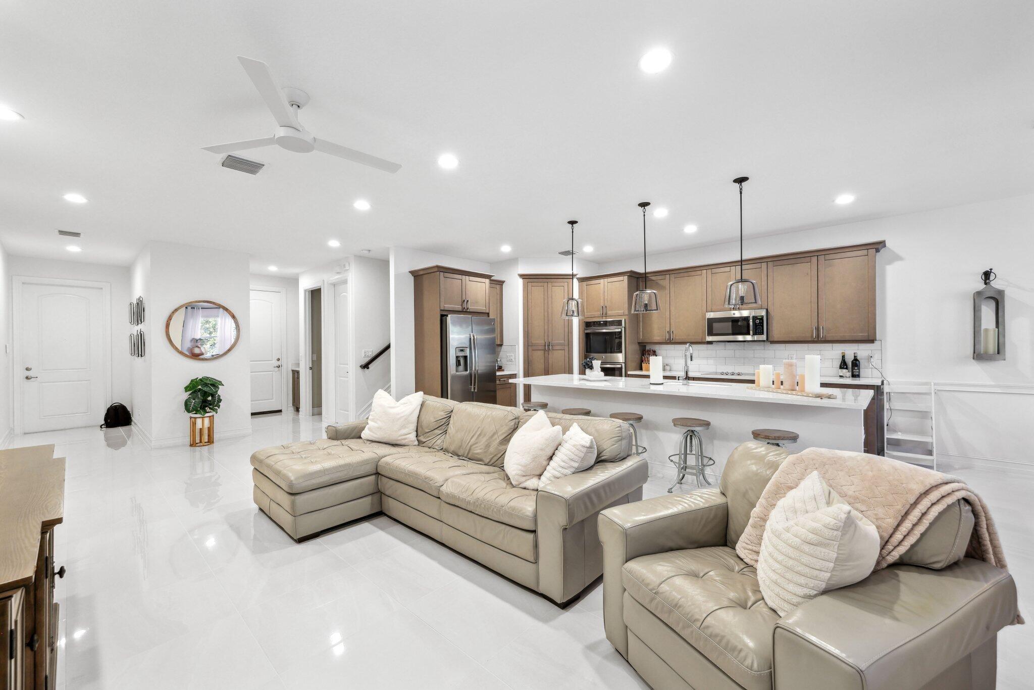 100 NW 69th Circle 24