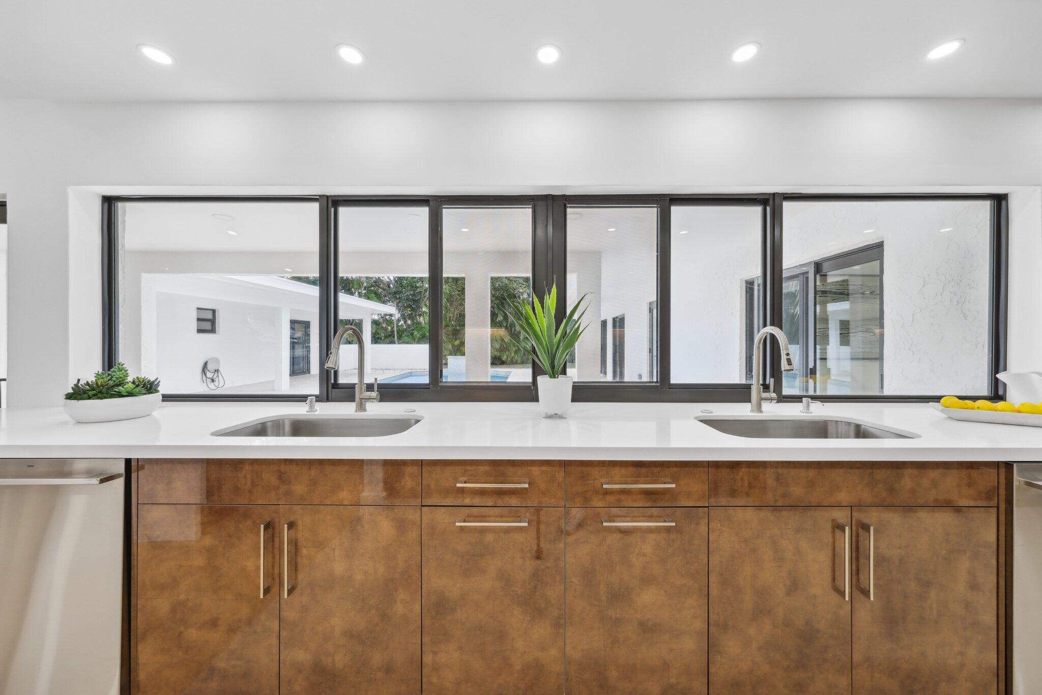 6794 Giralda Circle