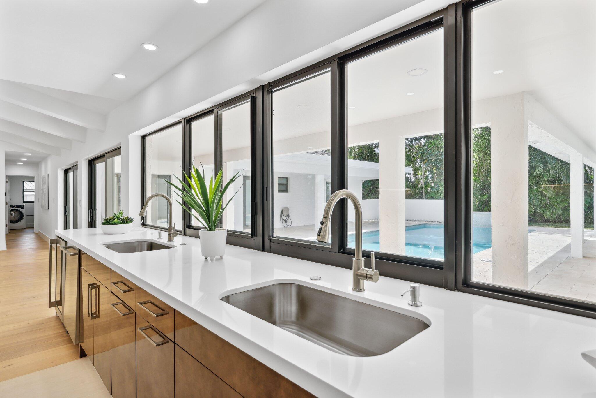6794 Giralda Circle