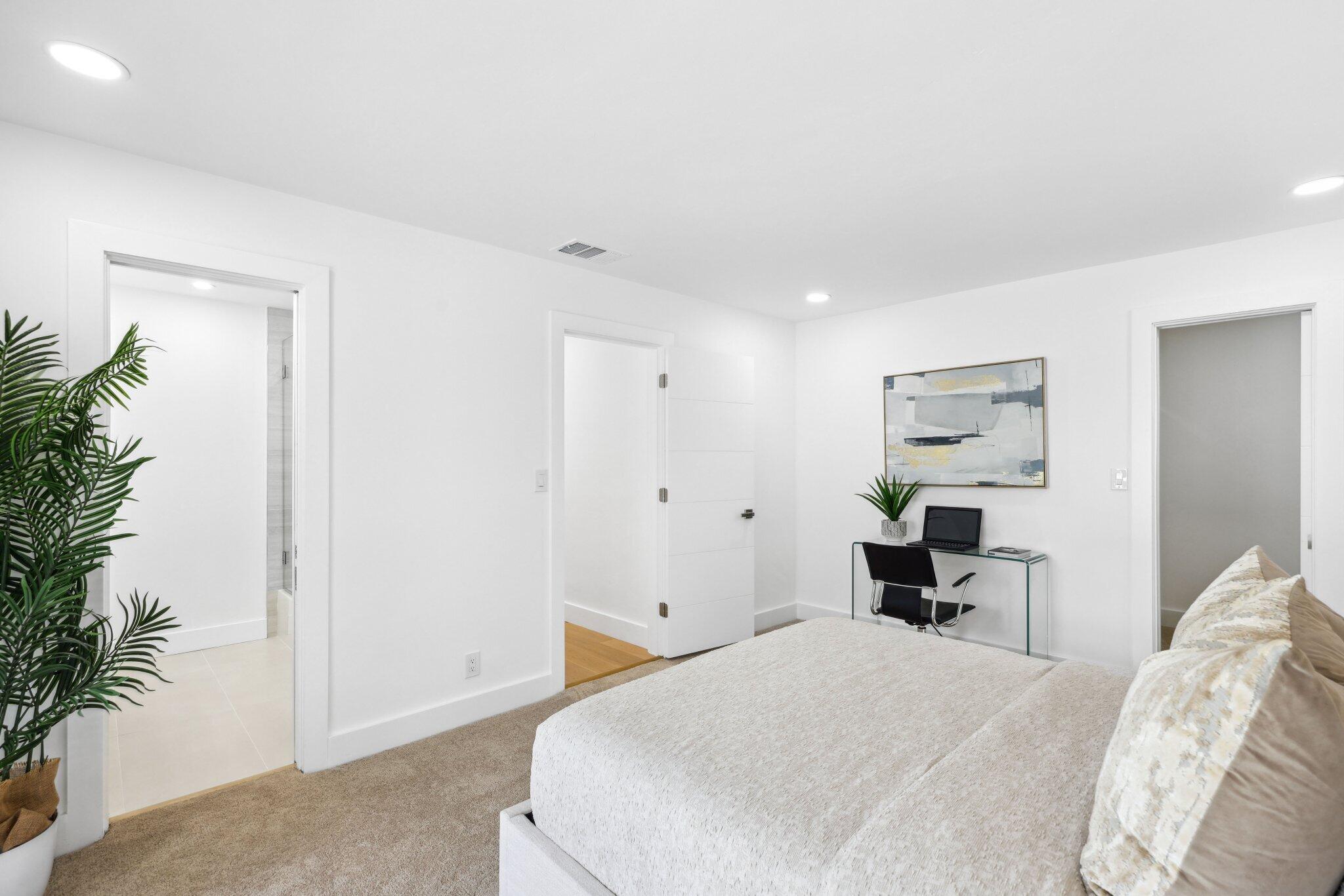 6794 Giralda Circle
