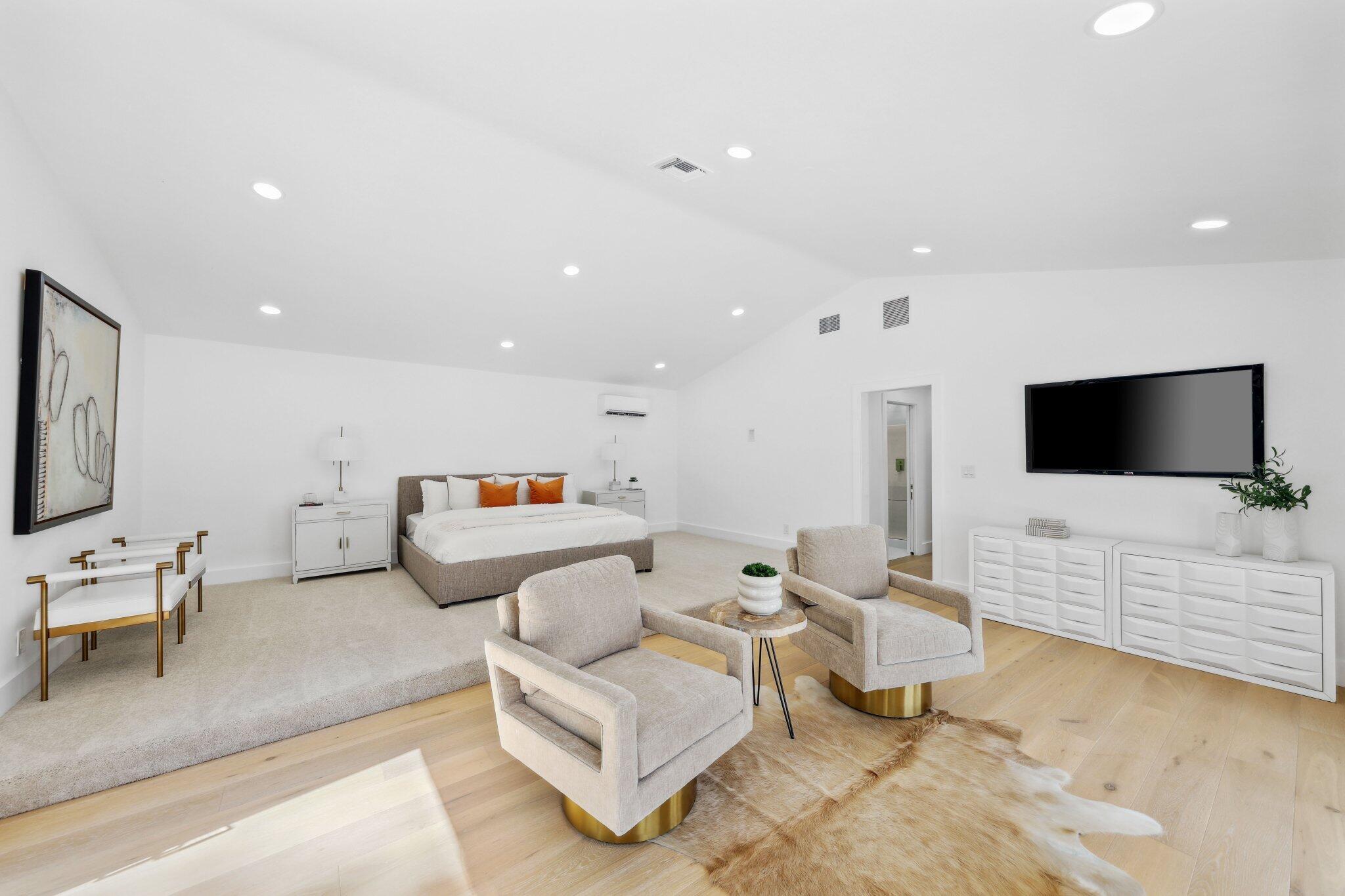 6794 Giralda Circle